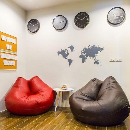 Sleeplizm Hostel (Adults Only) Bangkok Kültér fotó