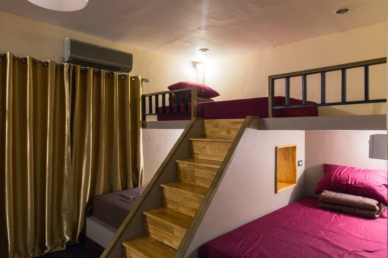 Sleeplizm Hostel (Adults Only) Bangkok Kültér fotó